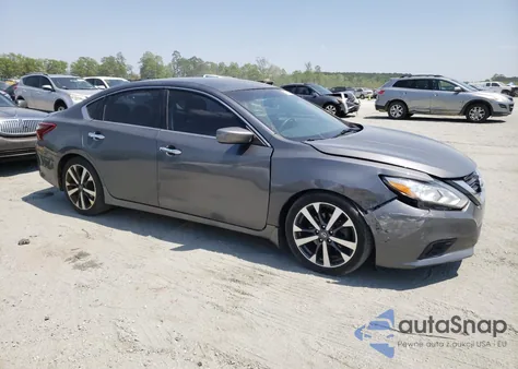 2017 Nissan Altima 2.5 from USA, damaged, VIN 1N4AL3AP8HC249137